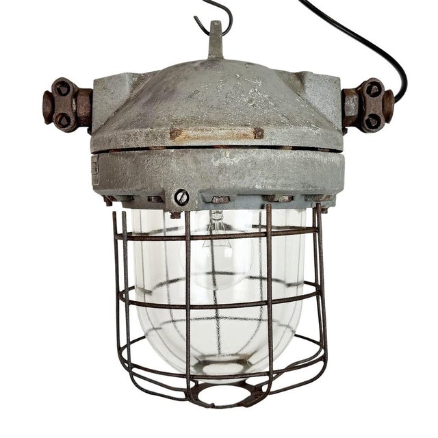 Industrial Grey Explosion Proof Lamp from Elektrosvit, 1960s For Sale - Image 18 of 18