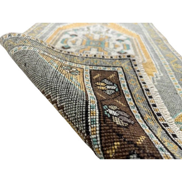 1980s Vintage Gray Turkish Oushak Hand-Knotted Rug, 01'07 X 03'03 For Sale - Image 5 of 6