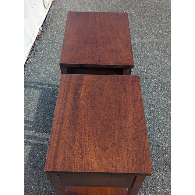 Mid 20th Century Dixie Vintage Mid Century Federal Style Mahogany Tiered Bedside Table - A Pair For Sale - Image 5 of 10