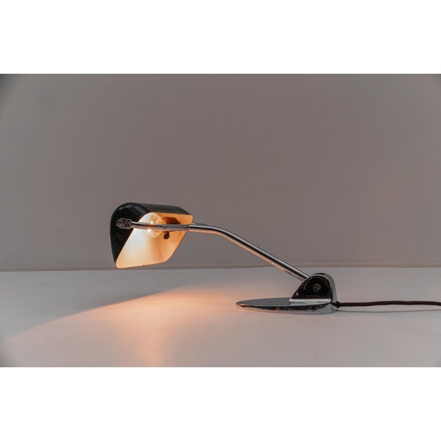 Bauhaus Chrome and Green Enamel Banker Lamp by Jacobus, 1930s For Sale - Image 4 of 18
