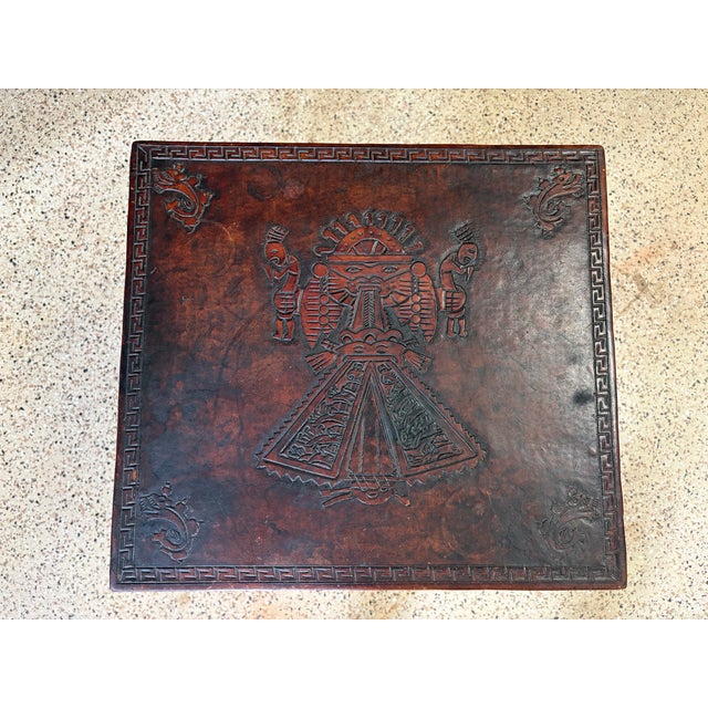 Antique Hand-Crafted Mahogany Nesting Tables With Leather Tops, 1910 For Sale - Image 4 of 17
