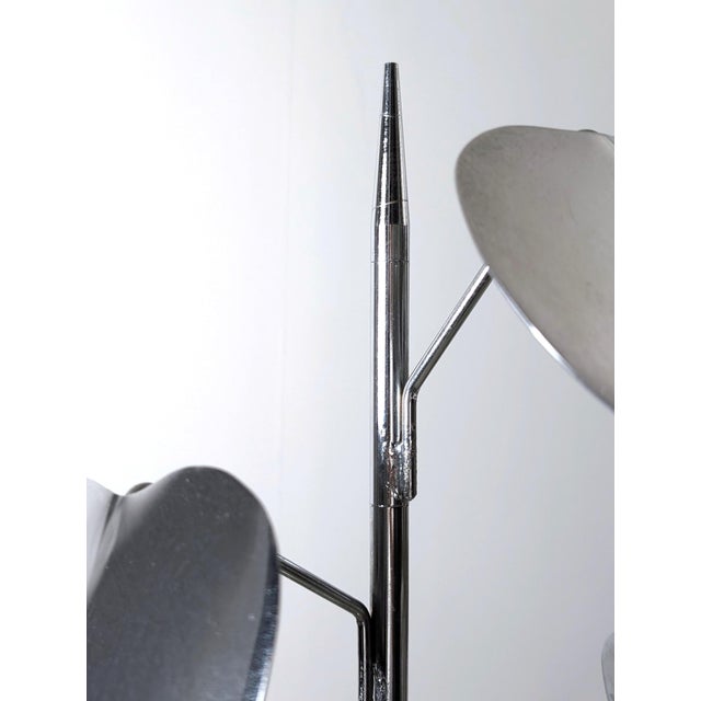 1970s Standing Sculpture with Leaves and Circular Base, 1970s, Chrome Plated Metal For Sale - Image 5 of 11