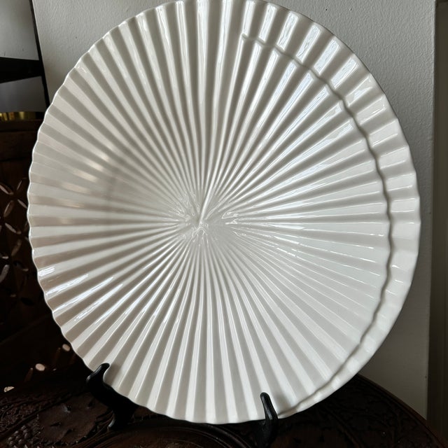 2000 - 2009 VBC Casa Italy XL 16" White Ceramic Sunburst Round Serving Platter For Sale - Image 5 of 8