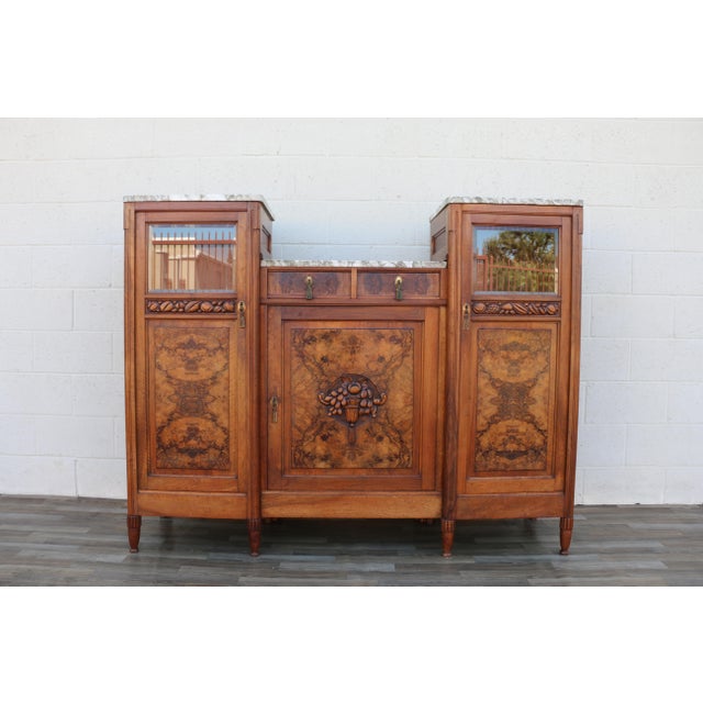 Antique French Art Deco Buffet Sideboard With Beveled Mirror & Marble Top | Burl Wood Credenza | Early 20th Century For Sale - Image 14 of 18
