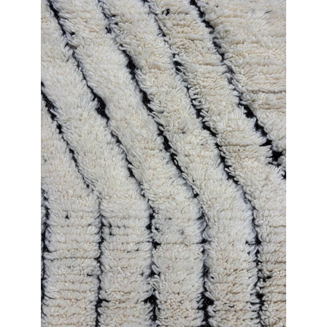 Modern Moroccan Berber Mrirt Wool Rug, 2010s For Sale - Image 12 of 16