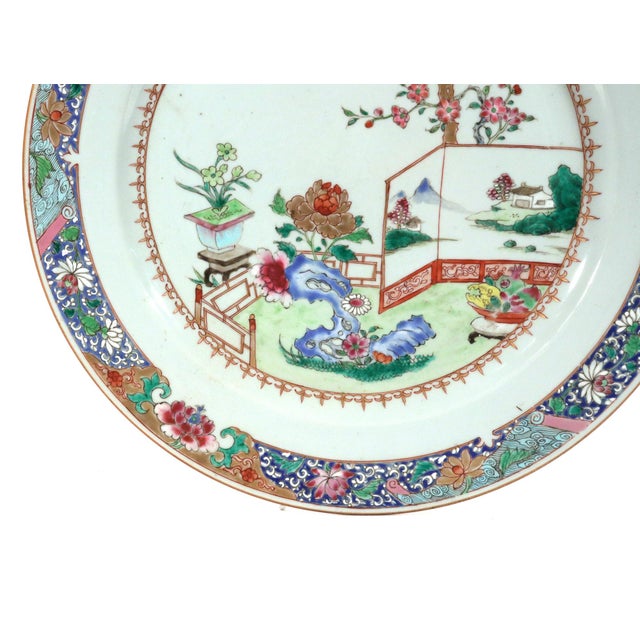 18th-Century Chinese Export Porcelain Famille Rose ‘Garden’ Dishes - a Pair For Sale - Image 14 of 18