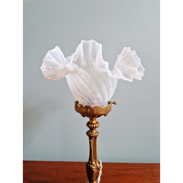 Table Lamp in Gilt Bronze and Opalescent Glass, Early 20th Century For Sale - Image 14 of 18