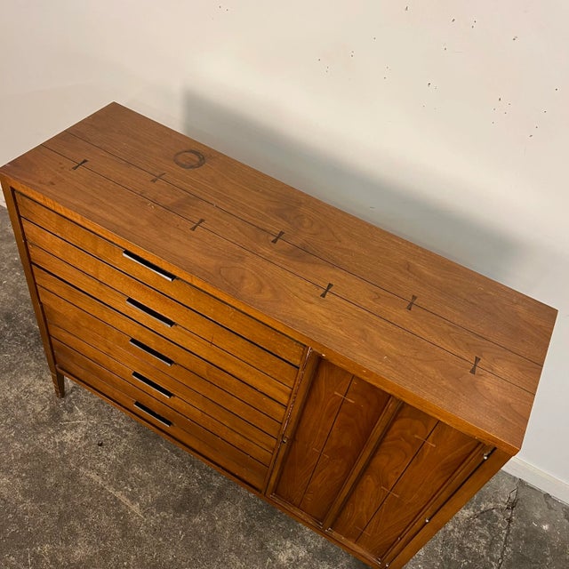 Lane Tuxedo Gentlemen’s Cabinet McCobb Style For Sale In Cleveland - Image 6 of 12