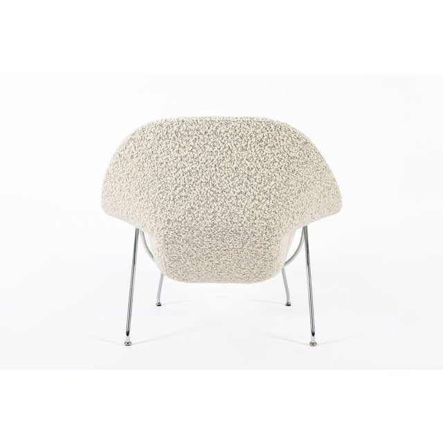 Metal Early Restored Mid Century Ivory Wool Womb Chair by Saarinen for Knoll, Multiples/Custom Avail For Sale - Image 7 of 18