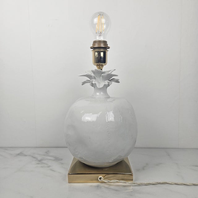 1970s Italian Sculptural Ceramic Table Lamp on Gilt Base, 1970s For Sale - Image 5 of 11