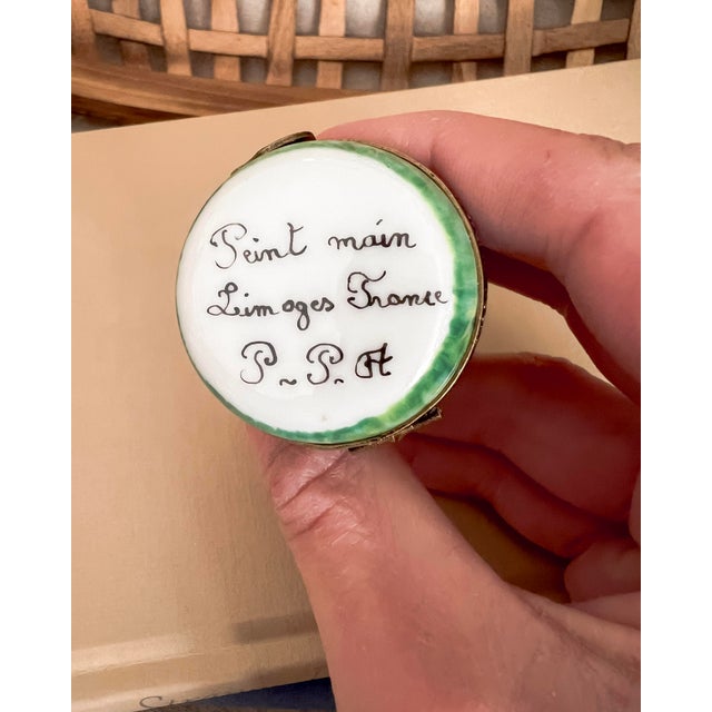 Paint Late 20th Century Peint Main Limoges Bunny Trinket Box – Hand-Painted, Brass Clasp, Watering Can Motif For Sale - Image 7 of 7