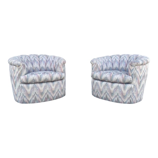 Mid Century Swivel Lounge Chairs Styled After Milo Baughman, Pair For Sale