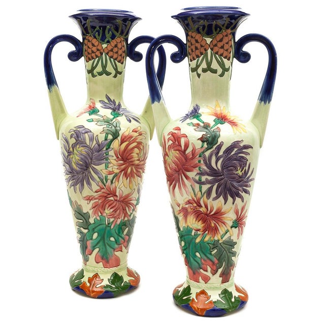 Art Nouveau Amphora Vases from Longchamp, 1900s, Set of 2 For Sale - Image 10 of 16