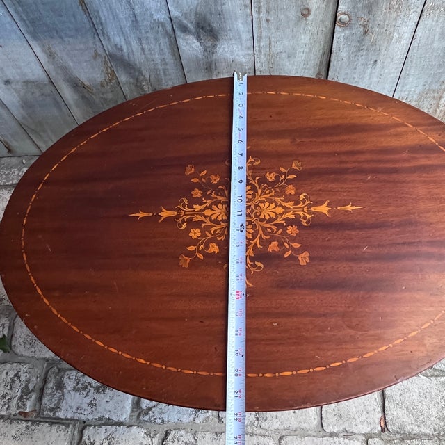 Antique Sheraton/Hepplewhite-Style Oval Inlaid Marquetry Mahogany Coffee Table For Sale - Image 11 of 13