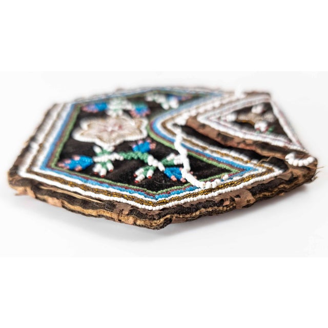19th Century Native American Indian Iroquois Beaded Bag For Sale - Image 9 of 11