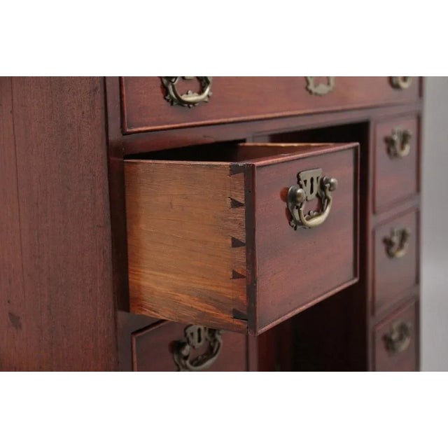 18th Century Mahogany Kneehole Desk, 1780s For Sale - Image 6 of 13