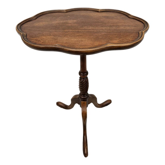 Brandt Mahogany Oval Side Table Candle Stand For Sale