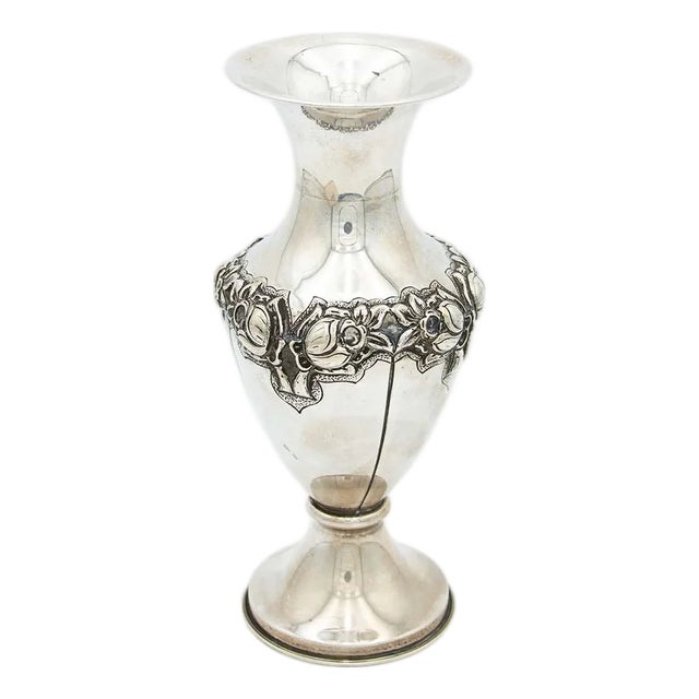 Silver Jug with Top Grooves For Sale