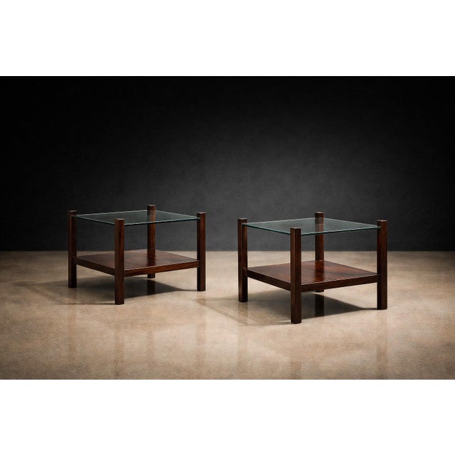 Brazilian Modern Pair of Square Side Tables in Rosewood and Glass, Brazil, 1960s For Sale - Image 4 of 7