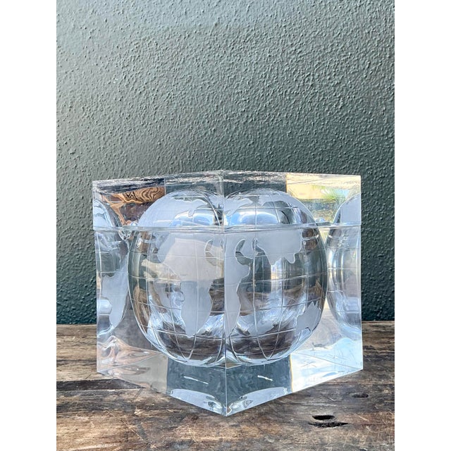 Vintage Etched Lucite Global Ice Bucket For Sale - Image 4 of 12