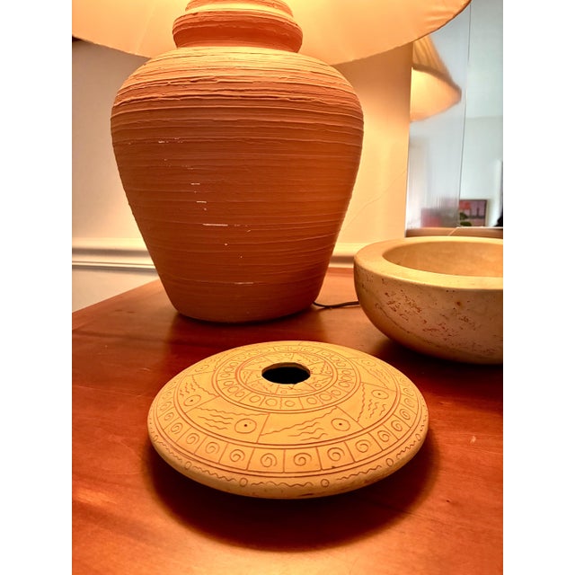 Native American Late 20th Century Signed Diné Navajo Terracotta Clay Flat Seed Pot Vase / Native American Studio Art Pottery / South West Art For Sale - Image 3 of 9