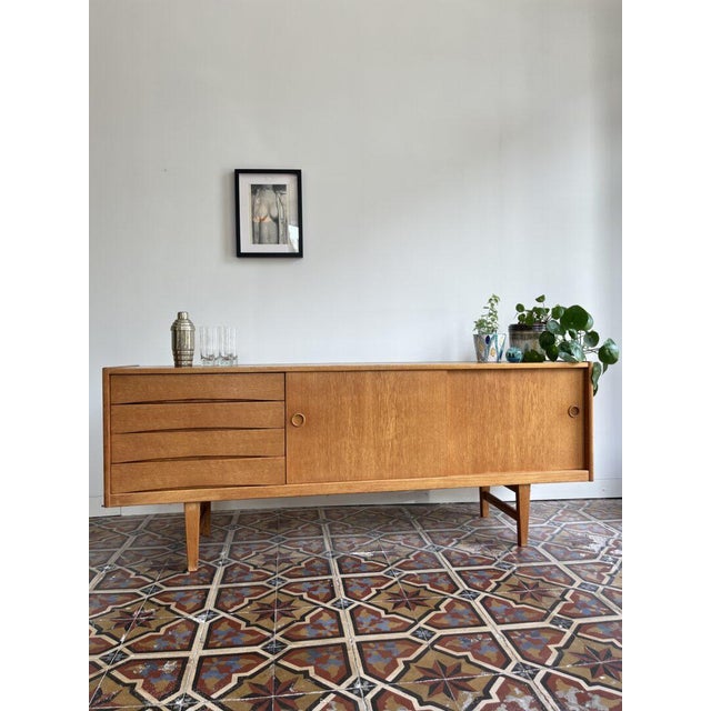 Designed by Jozeph Forakis in 1993 and so legendary that it is even included in the permanent collection of MoMA in New...