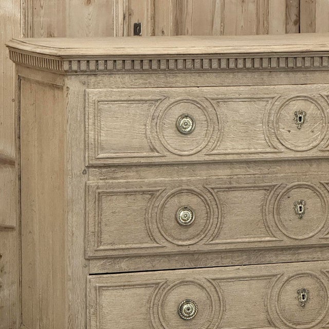18th Century French Louis XVI Period Three-Drawer Commode in Stripped Oak For Sale - Image 4 of 17