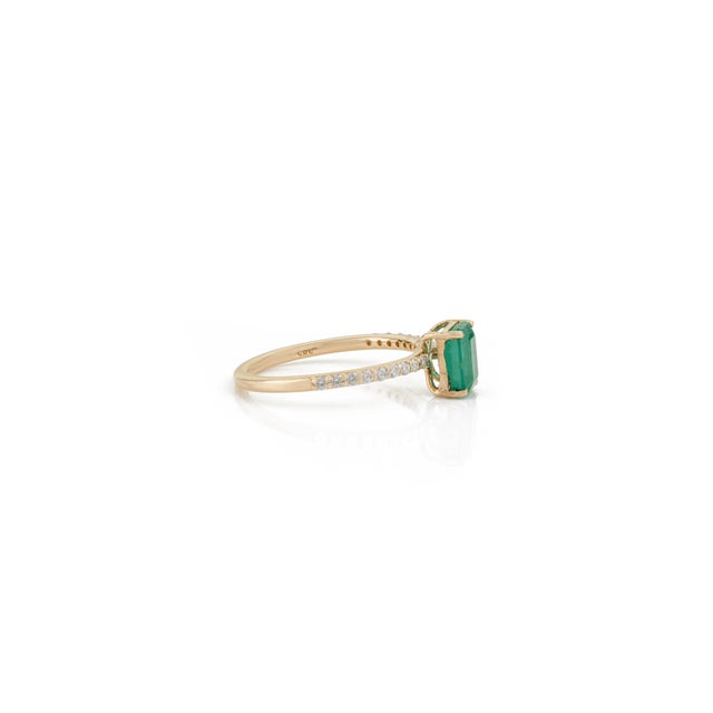 Metal 1.09ct Certified Natural Emerald Solitaire Ring With Diamonds in 14k Gold Size 7 For Sale - Image 7 of 15