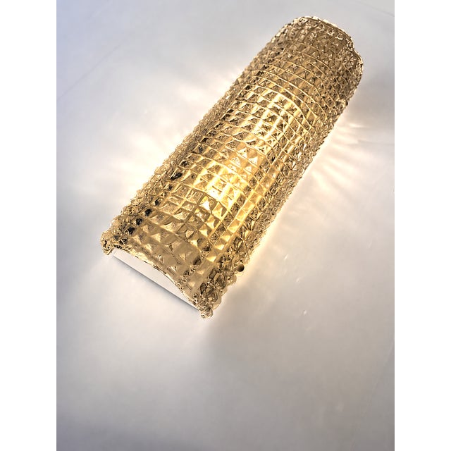 Contemporary Modern Smoked-Fumè“Crocodile” Murano Glass Wall Sconces-Set of Two For Sale - Image 4 of 5