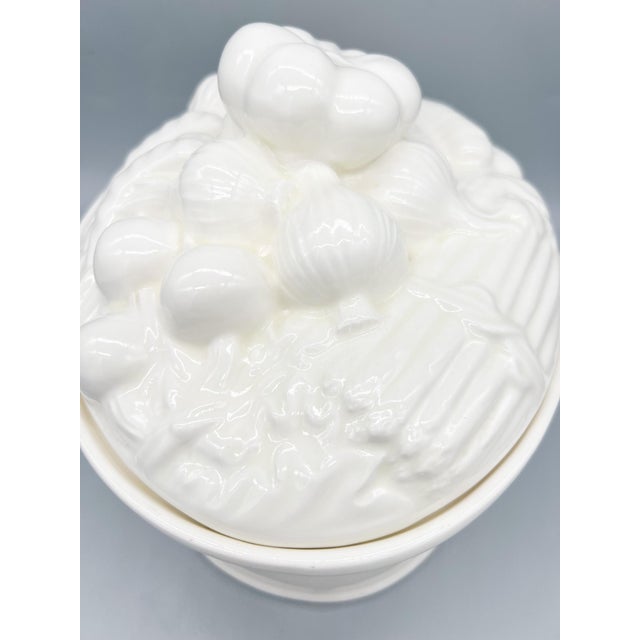 Vintage White Ceramic Harvest Vegetable Tureen / Baking / Serving Dish With Sculptural Lid – French Country / Cottagecore For Sale - Image 16 of 16