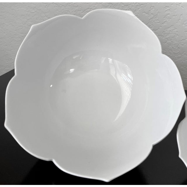 Mid 20th-Century Crisp White Porcelain Serveware Nesting Lotus Bowls - 4 Pieces For Sale - Image 16 of 17
