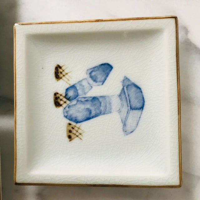 How sweet are these little canapé plates? We believe they are from Japan and appear to be hand decorated although they do...