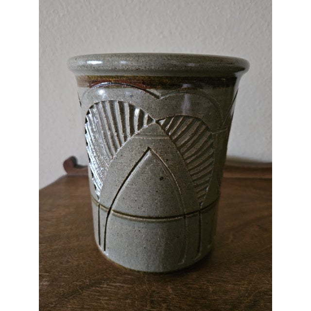 Beautiful studio pottery ceramic canister planter/vase with etched design in an Art Deco style.