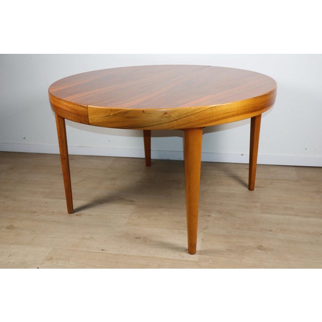 Mid-Century Modern Scandinavian Extendable Teak Dining Table, 1960s For Sale - Image 3 of 18