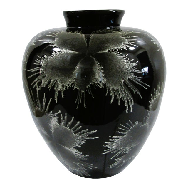 Vintage 1960s Large Black Lacquer Over Bamboo Urn Vase With Silver Floral Design For Sale