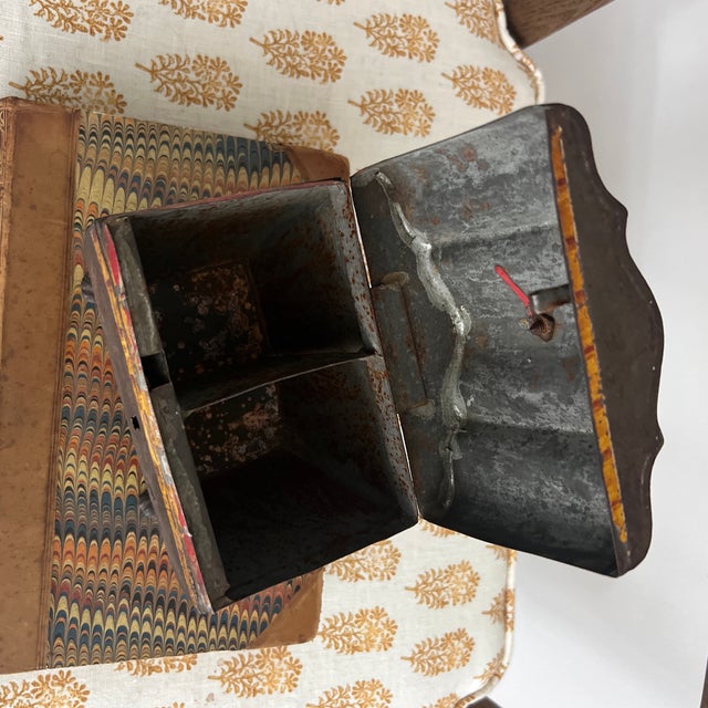 Early 19th Century Antique Early 19th Century French Tole Sarcophagus Tea Caddy For Sale - Image 5 of 5