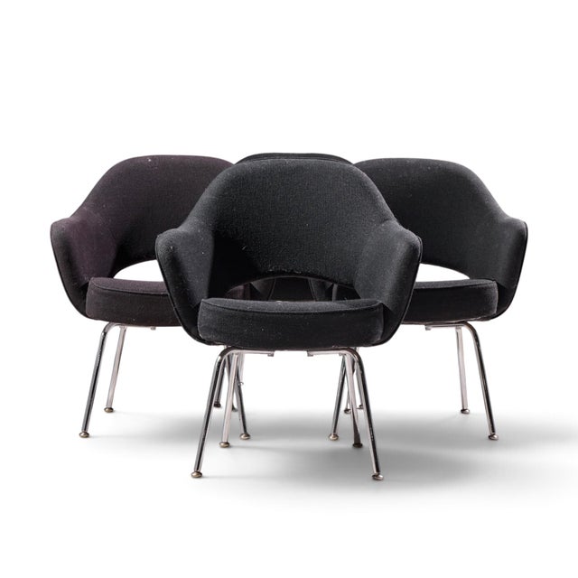 Eero Saarinen for Knoll Mid Century Executive Dining Chairs - Set of 4 Each chair measures: 26.25 wide x 24 deep x 31.75...