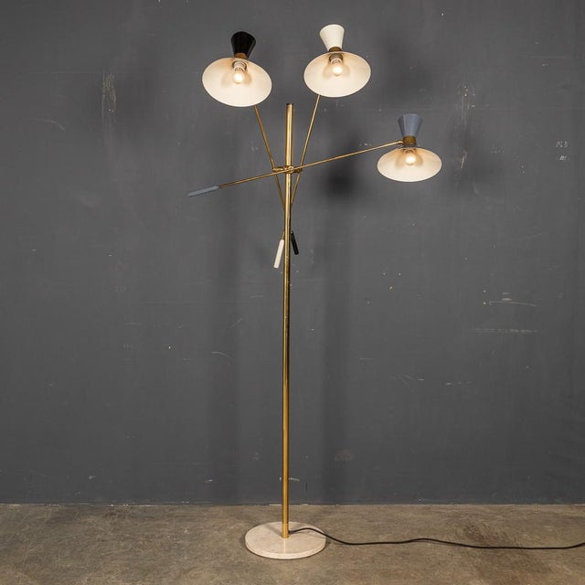 Italian Articulated Standing Floor Lamp, 1970s For Sale - Image 3 of 15