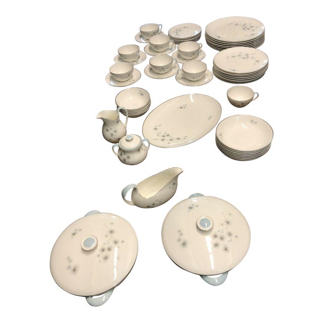 Royal Doulton China Thistledown H4943 Pattern 58pc Set Svc for 8 With