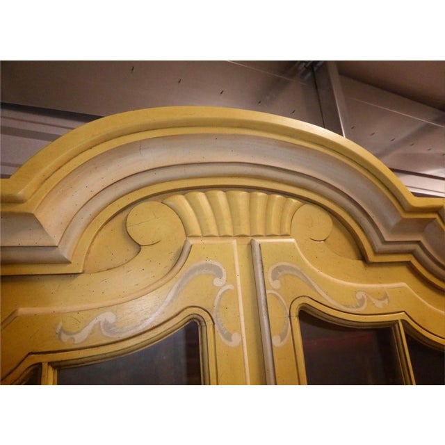 1970s Drexel French Country Yellow China Cabinet For Sale - Image 5 of 10