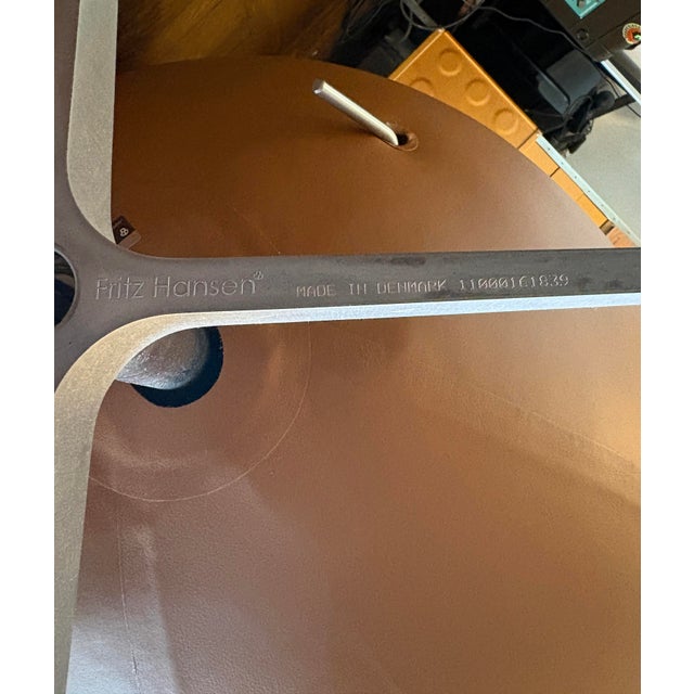 Authentic 2015 Fritz Hansen Lounge Egg Chair by Arne Jacobsen in Leather For Sale - Image 10 of 11