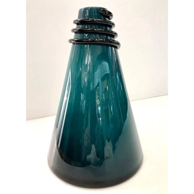 Mid-Century Modern VeArt 1980s Cone Vase Table Lamp For Sale - Image 3 of 10