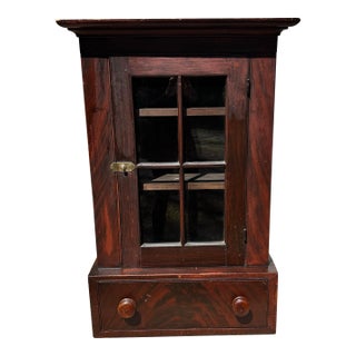 Late 19th Century Small and Charming Country Kitchen Cupboard For Sale