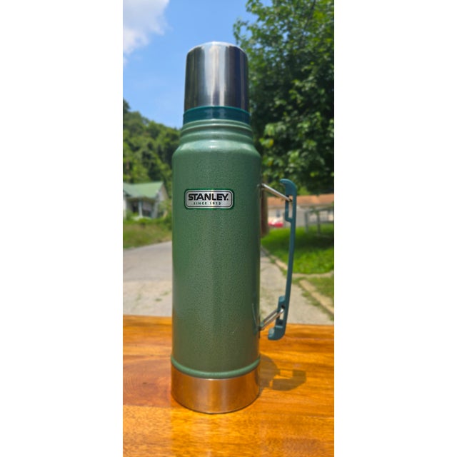 Vintage Stanley Classic Green Thermos Bottle With Original Handle, Since 1913 For Sale - Image 15 of 18