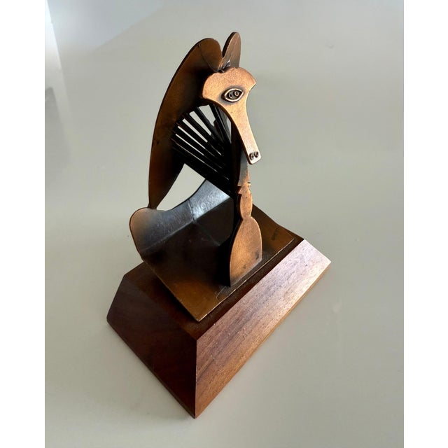 1960s (After) Pablo Picasso, Vintage 1970 Modernist Chicago Picasso Souvenir Cubist Sculpture Head Metal For Sale - Image 5 of 12