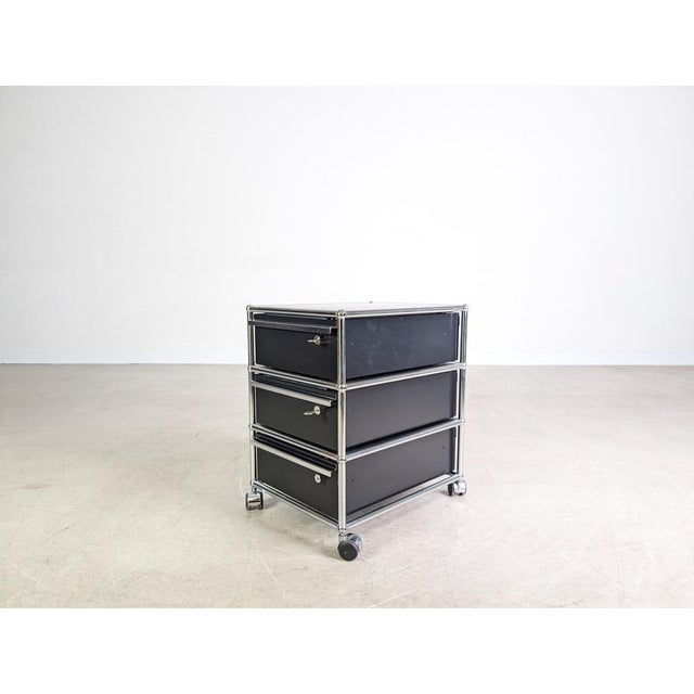 Dark Blue Office Cabinet from USM Haller For Sale - Image 5 of 9