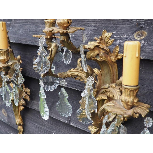 Gold Vintage Louis XV Romantic French Bronze Wall Sconces Crystal Lighting, 1950s, Set of 2 For Sale - Image 8 of 10