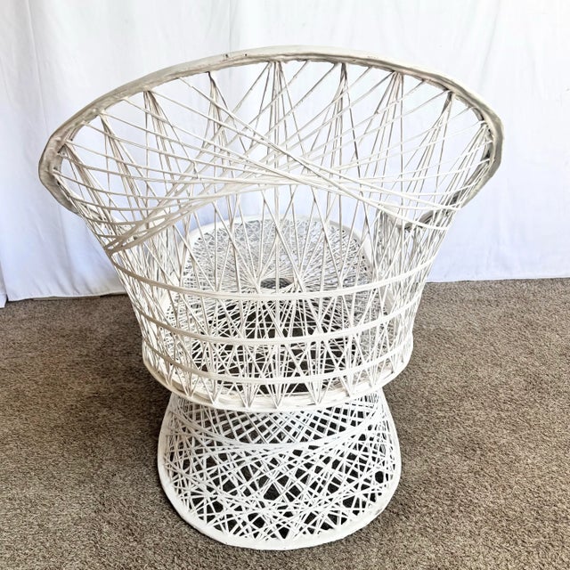 Plastic Mid Century Modern Spun Fiberglass Chaise Lounge For Sale - Image 7 of 8