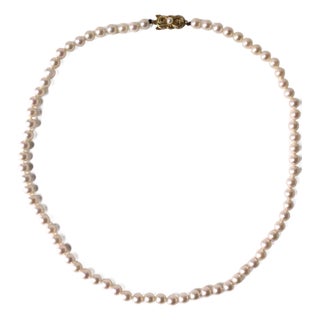 Pearl Necklace From Mikimoto Akoya Pearls and 18 Karat Gold For Sale