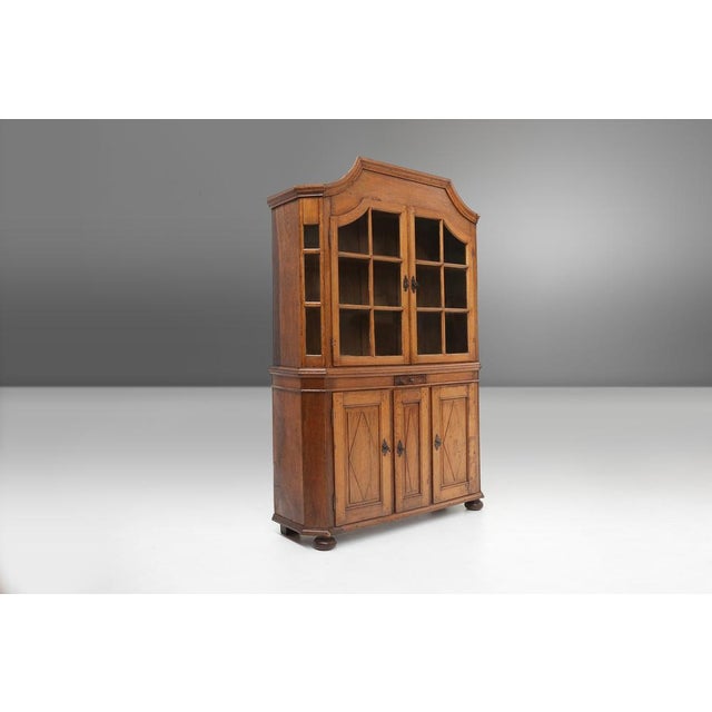Early 18th Century German Vitrine Cabinet, 1730s For Sale - Image 4 of 18